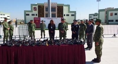 Destruyen armas y municiones decomisadas en municipio del oriente del Edoméx